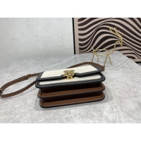 $92.00 USD Burberry AAA Quality Messenger Bags For Women #1100463