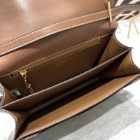 $92.00 USD Burberry AAA Quality Messenger Bags For Women #1100465