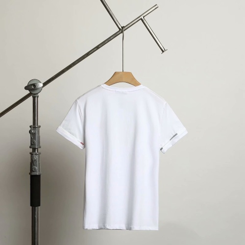 Replica Burberry T-Shirts Short Sleeved For Women #1100916 $34.00 USD for Wholesale