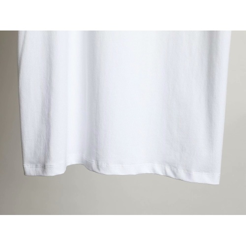 Replica Burberry T-Shirts Short Sleeved For Women #1100916 $34.00 USD for Wholesale