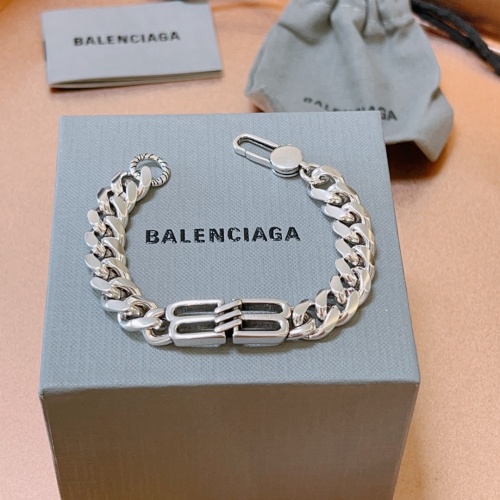 Balenciaga Bracelets For Unisex #1101494
