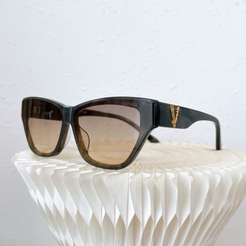 Versace AAA Quality Sunglasses #1105057