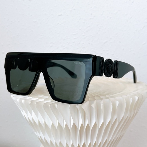 Versace AAA Quality Sunglasses #1105061