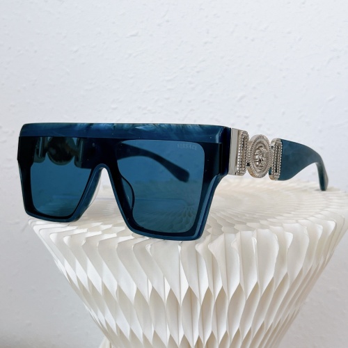 Versace AAA Quality Sunglasses #1105062