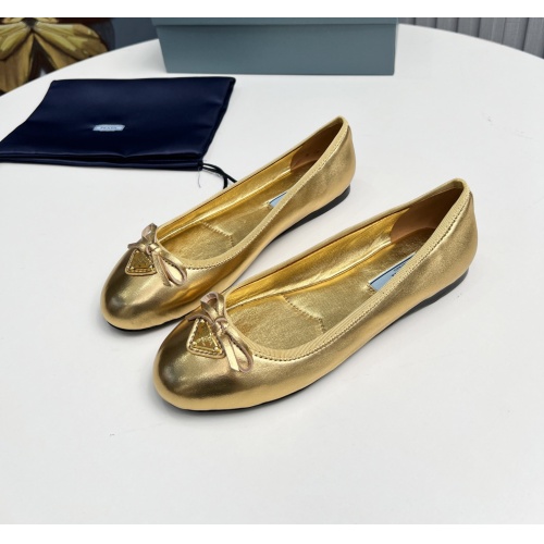 Prada Flat Shoes For Women #1105237