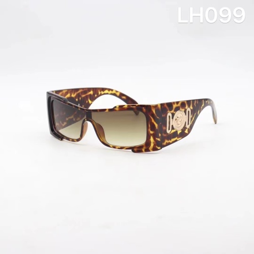 Versace Sunglasses #1105932