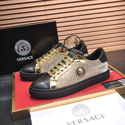 Versace Casual Shoes For Men #1107196