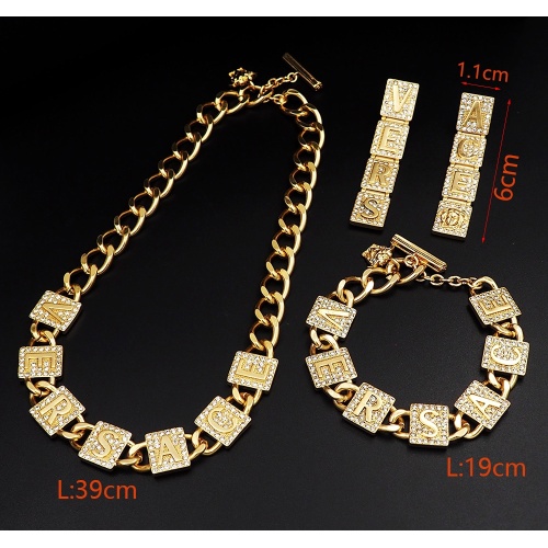 Versace Jewelry Set For Women #1108480