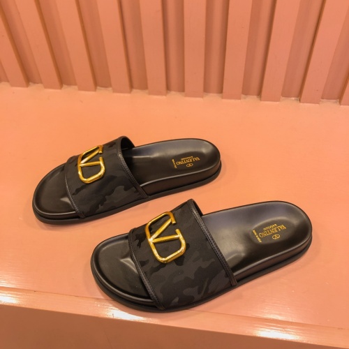 Valentino Slippers For Men #1110127