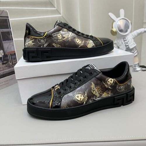 Versace Casual Shoes For Men #1110180