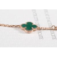 $48.00 USD Van Cleef & Arpels Necklaces For Women #1101007