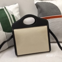 $96.00 USD Burberry AAA Quality Messenger Bags For Women #1108508