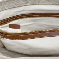 $98.00 USD Celine AAA Quality Handbags For Women #1108991