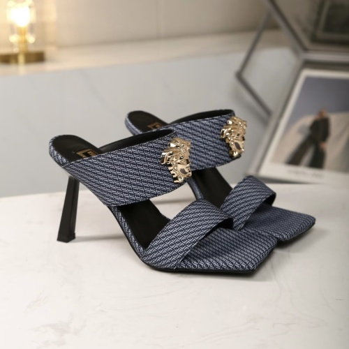 Versace Sandal For Women #1110407