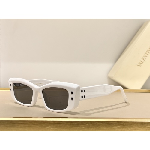Valentino AAA Quality Sunglasses #1111167