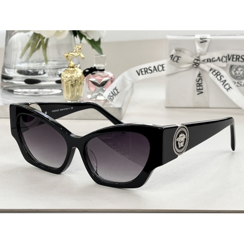 Versace AAA Quality Sunglasses #1111181