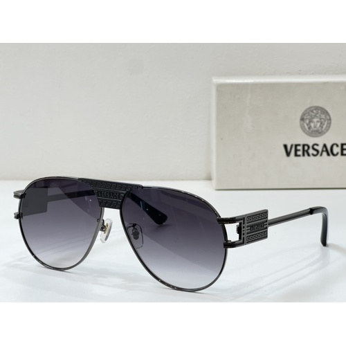 Versace AAA Quality Sunglasses #1111220