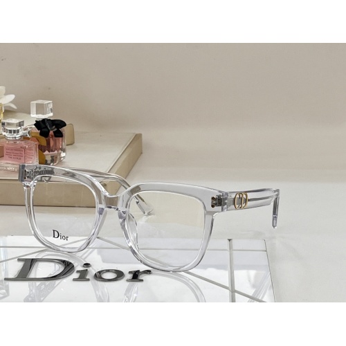 Christian Dior Fashion Goggles #1111348