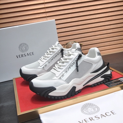 Versace Casual Shoes For Men #1113628