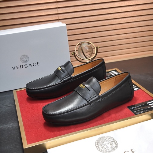 Versace Leather Shoes For Men #1113647