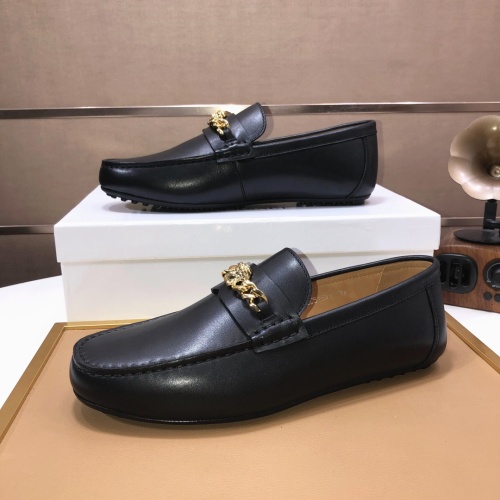 Versace Leather Shoes For Men #1113935