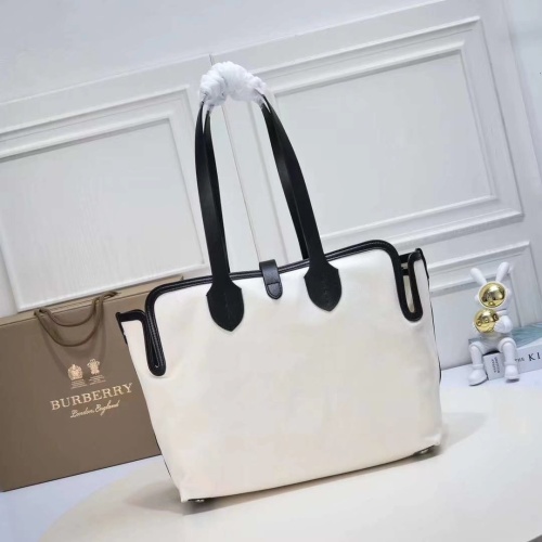 Replica Burberry AAA Quality Shoulder Bags For Women #1114582 $96.00 USD for Wholesale