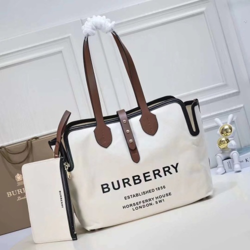 Burberry AAA Quality Shoulder Bags For Women #1114583