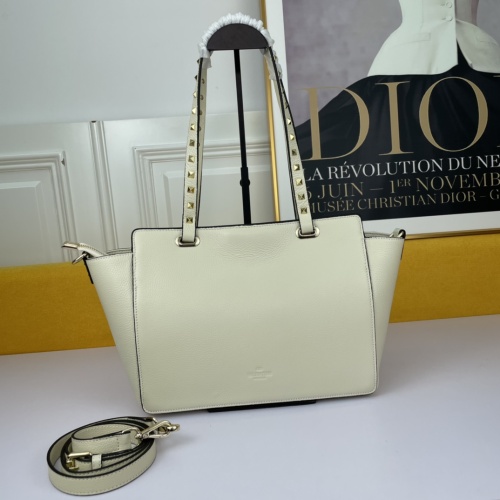 Replica Valentino AAA Quality Shoulder Bags For Women #1114932 $105.00 USD for Wholesale
