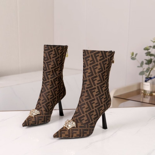 Versace Boots For Women #1117375