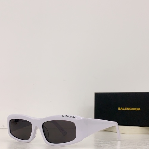 Balenciaga AAA Quality Sunglasses #1117576
