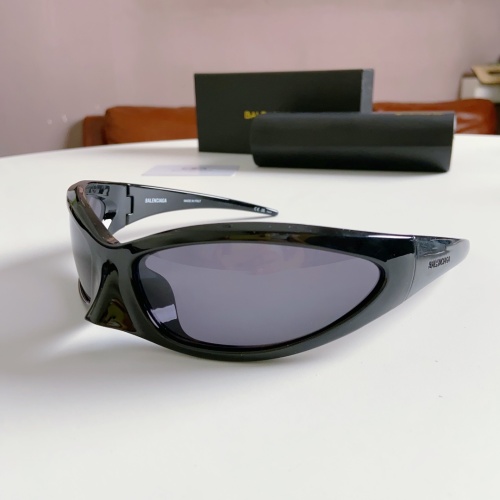 Balenciaga AAA Quality Sunglasses #1117582