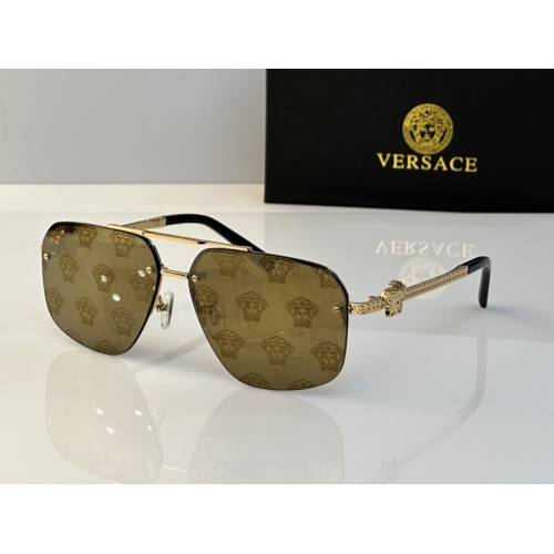 Versace AAA Quality Sunglasses #1118526