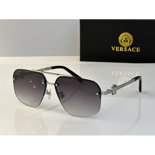 Versace AAA Quality Sunglasses #1118530