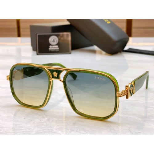 Versace AAA Quality Sunglasses #1118535