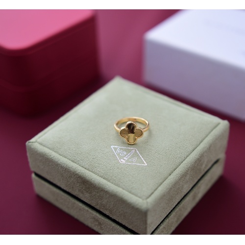 Van Cleef & Arpels Rings For Women #1119476