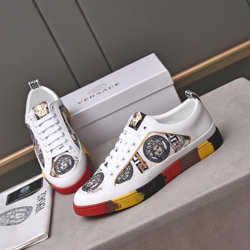 Versace Casual Shoes For Men #1119678