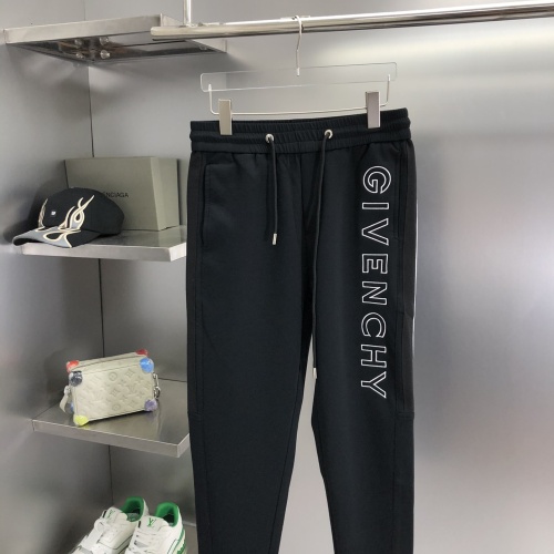 Givenchy Pants For Men #1120601