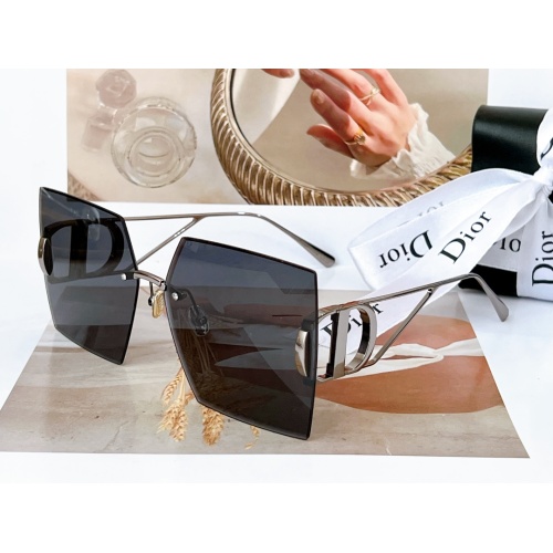 Christian Dior AAA Quality Sunglasses #1120813
