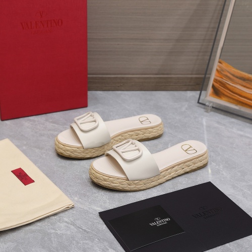 Valentino Slippers For Women #1121113