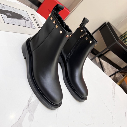 Valentino Boots For Women #1121151