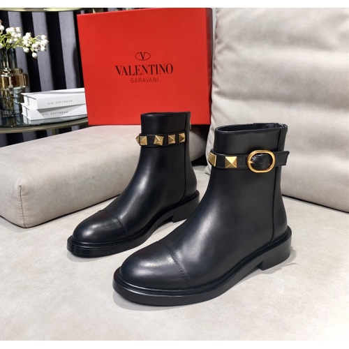 Valentino Boots For Women #1121154