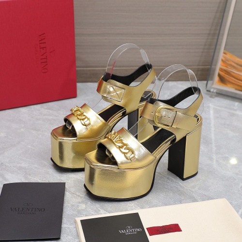 Valentino Sandal For Women #1121173