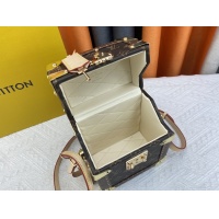 $130.00 USD Louis Vuitton AAA Quality Messenger Bags For Women #1113627