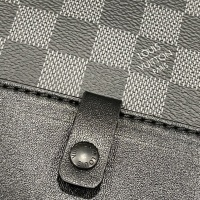 $68.00 USD Louis Vuitton AAA Man Messenger Bags #1114090
