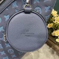 $68.00 USD Louis Vuitton AAA Man Messenger Bags #1114102
