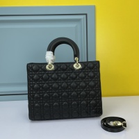 $92.00 USD Christian Dior AAA Quality Handbags For Women #1115379