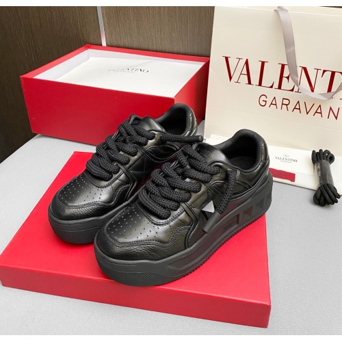 Valentino Casual Shoes For Men #1121578