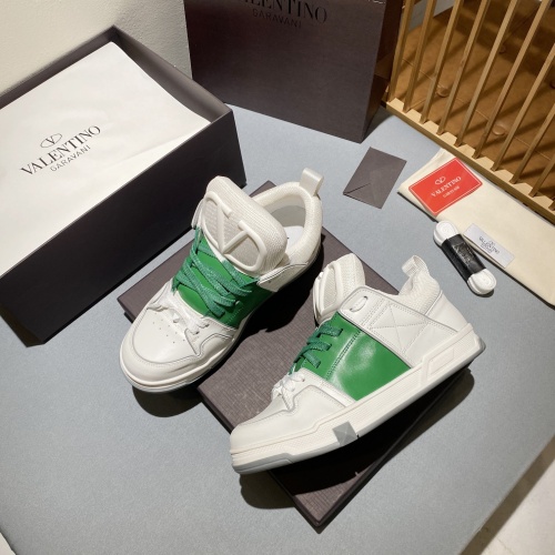 Valentino Casual Shoes For Men #1121596