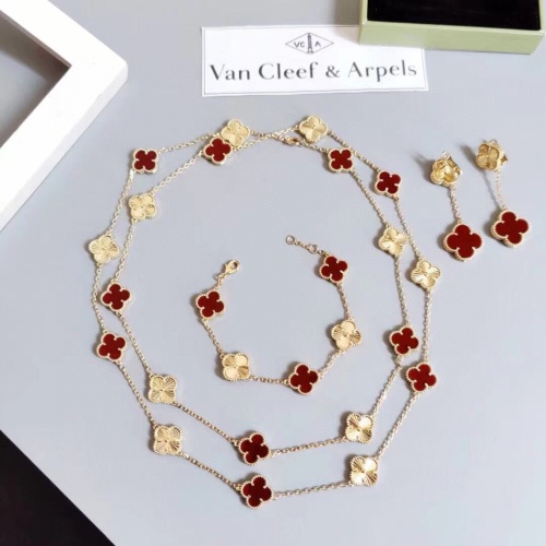 Van Cleef & Arpels Jewelry Set For Women #1122089