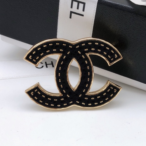 Chanel Brooches For Women #1123123